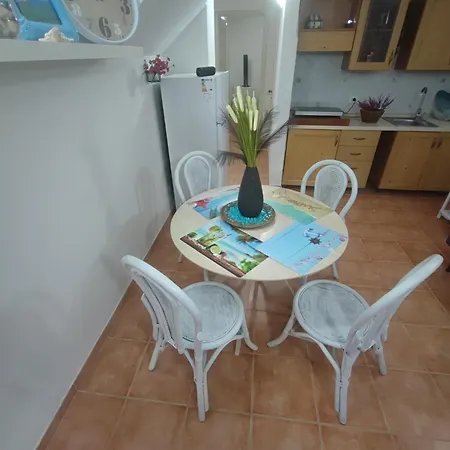 Appartement Emadi House