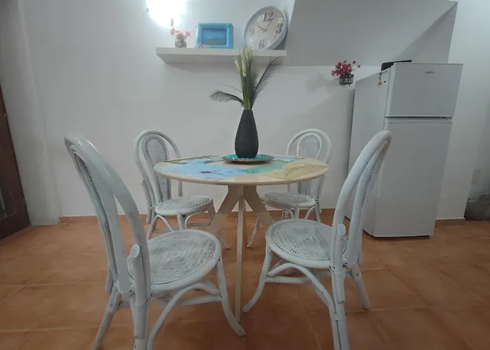 Emadi House Appartement *